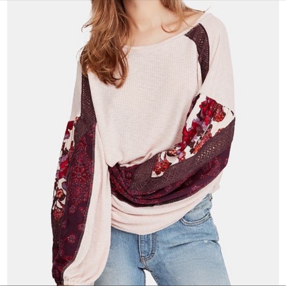 Free People Sweater with floral design XS